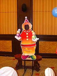 Clown with balls photobooth